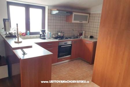 Villa Robert 2 z basenem Cesarica foto 3