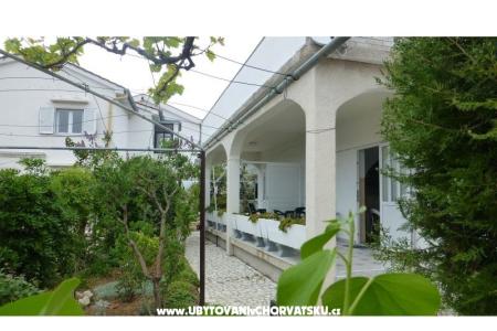 Apartamenty Tanja  wyspa Krk Chorwacja