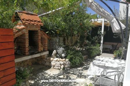Studio Apartamenty Cene foto 3