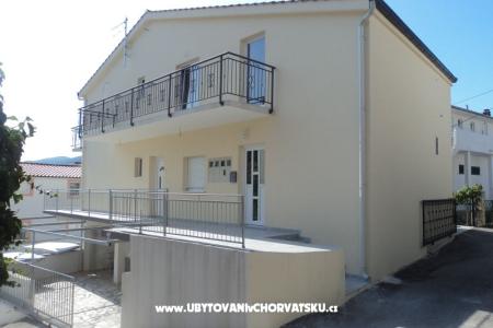 Apartamenty Vukelja Marina - Trogir Chorwacja