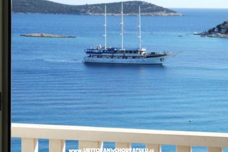 Apartamenty Villa MANDINA z basenem foto 3