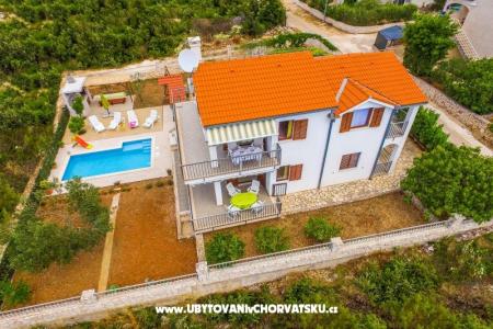 Apartamenty Vila Nena z basenem foto 2