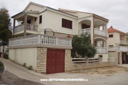 Apartamenty  Tonka, Ines i Nika foto 4