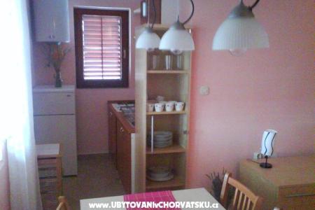 Apartamenty  Tonka, Ines i Nika foto 5