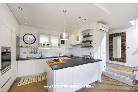 Villa Mirta ZadarVillas foto 3