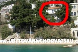 Apartamenty Darka na plaży Omis Chorwacja