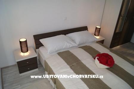4**** apartments z basenem  foto 3