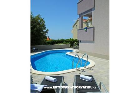 Nemira Exclusive Omis Chorwacja