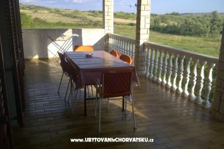 Apartamenty Ćurić Povljana foto 4
