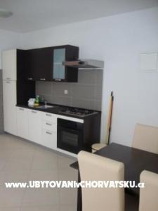 APARTMANI DORA  foto 2