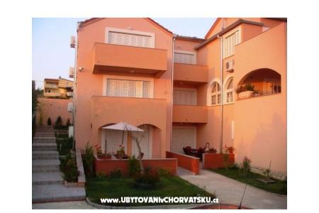 Apartamenty Ivan i Zeljka Pakostane Pakostane Chorwacja