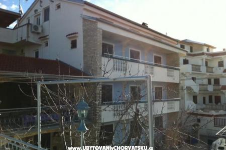 Vila Ruži Pakostane Chorwacja