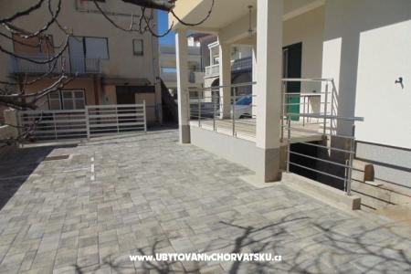 Apartamenty Four Seasons - Pirovac foto 4