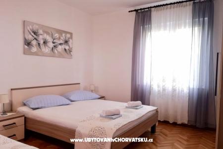 Apartamenty Mrsic Podgora  foto 2