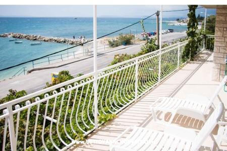 Apatman Ema Podstrana Chorwacja