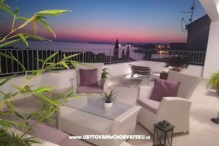 Holiday villa LUX Podstrana Chorwacja