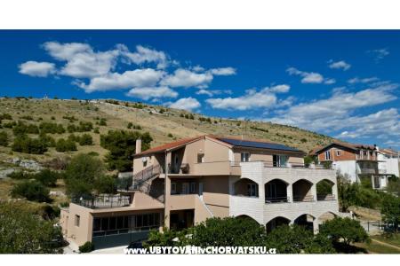 Apartamenty  ToJo Primosten Chorwacja