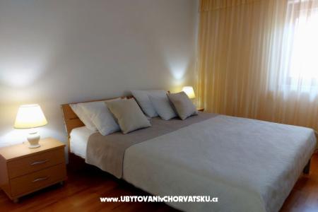 Apartamenty TONĆI I IRIS*** foto 5