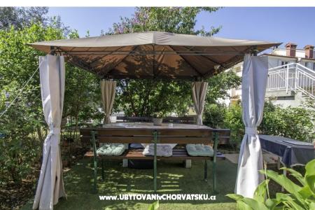  App. Oleandro***/App-studio Jasna* foto 2