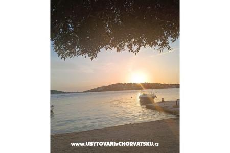 Apartamenty Garija Rogoznica Chorwacja