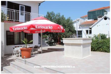 Apartamenty Tomy Rogoznica Chorwacja