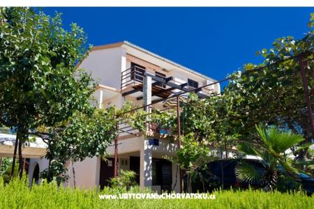 Appartments Viktor Rogoznica Chorwacja
