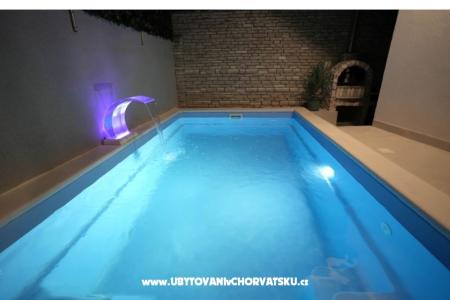 Captains Dom 2 Rogoznica Chorwacja