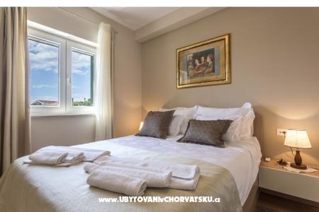 Flores Luxury Suites foto 3