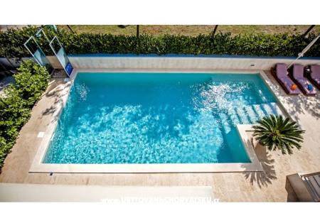 Apartamenty Kimi with swimming pool  foto 2