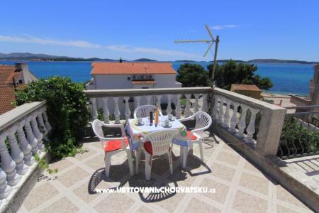 Brodarica beach house foto 5