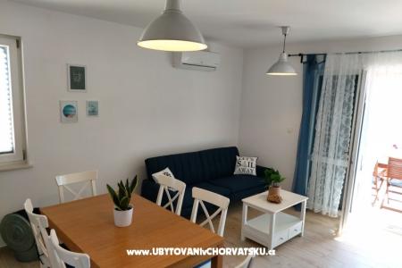 Laura apartmani foto 4