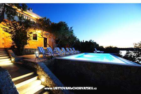 Vila Jadranka foto 2
