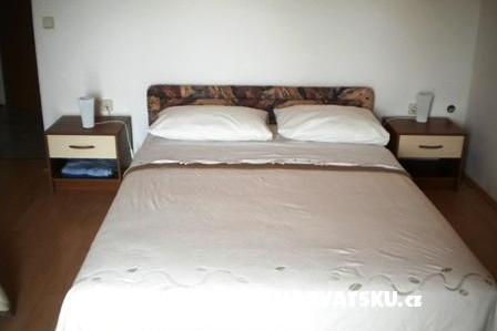 apartmani Emanuela foto 4