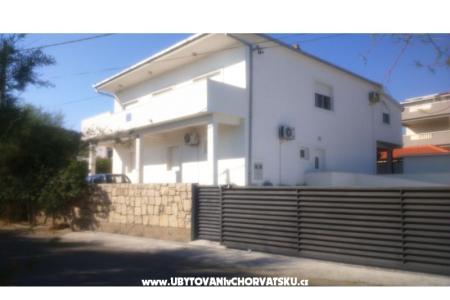 Apartamenty Lovre foto 3