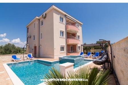 Apartamenty Villa Peky Trogir Chorwacja