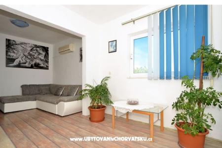 Apartament Petra Arbanija foto 2