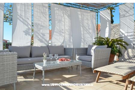 Diamond Dom Trogir Chorwacja