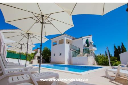 Apartamenty Milović 30 m od more foto 4