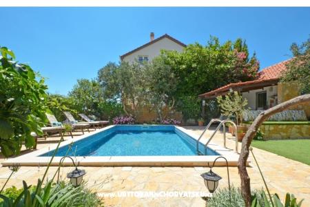 Lux Oasis Trogir Chorwacja