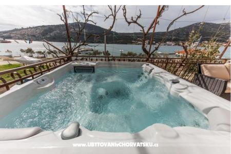 Vila MATE Trogir Chorwacja