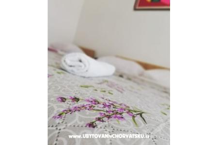 Apartamenty Aniko Šarić foto 3