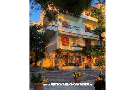 Apartamenty Mihaljević-Olea Tucepi Chorwacja