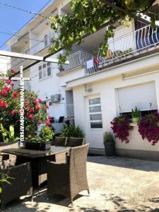 Apartamenty Zane Tucepi Chorwacja