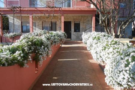 Apartamenty Budi foto 2