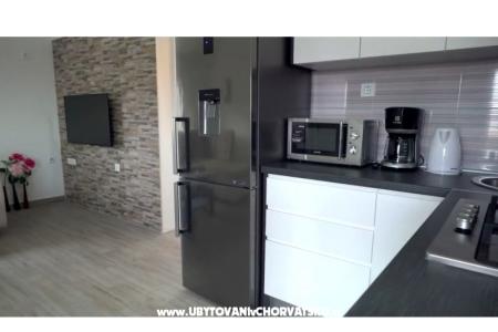 Apartamenty 3M Vir foto 4
