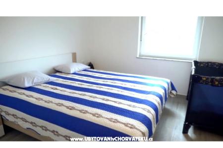 Apartamenty 3M Vir foto 5