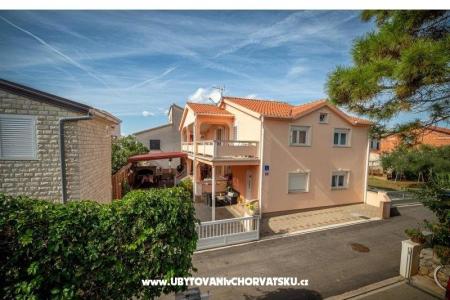 Apartament Lela wyspa Vir Chorwacja