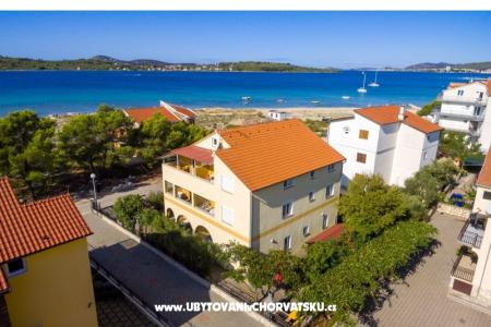 Apartamenty Dimač Vodice Chorwacja