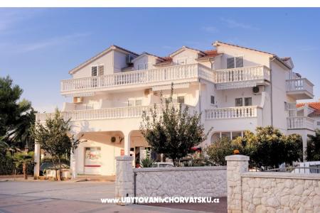 Apartamenty Maleš Vodice Chorwacja