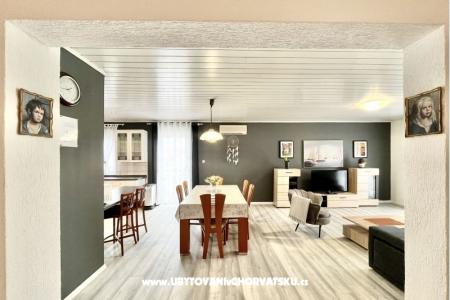 Apartamenty Rino Vodice Chorwacja